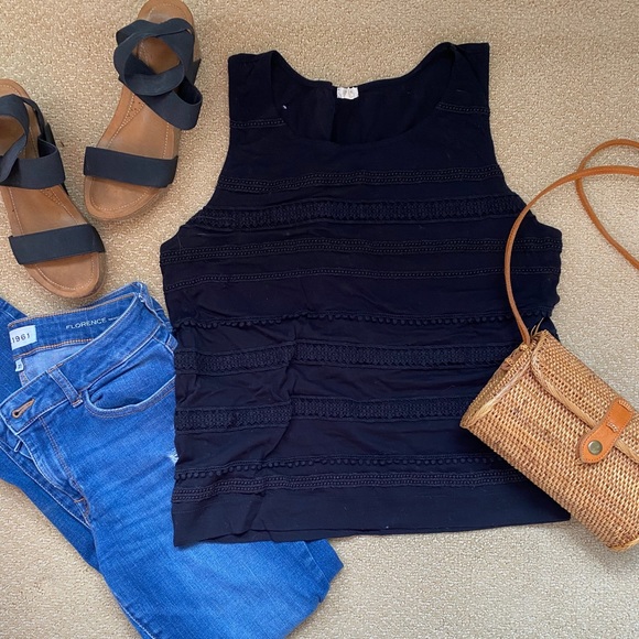 Black J Crew Sleeveless tee - Picture 1 of 5